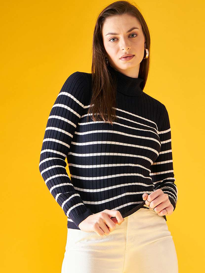 women striped turtle neck pullover