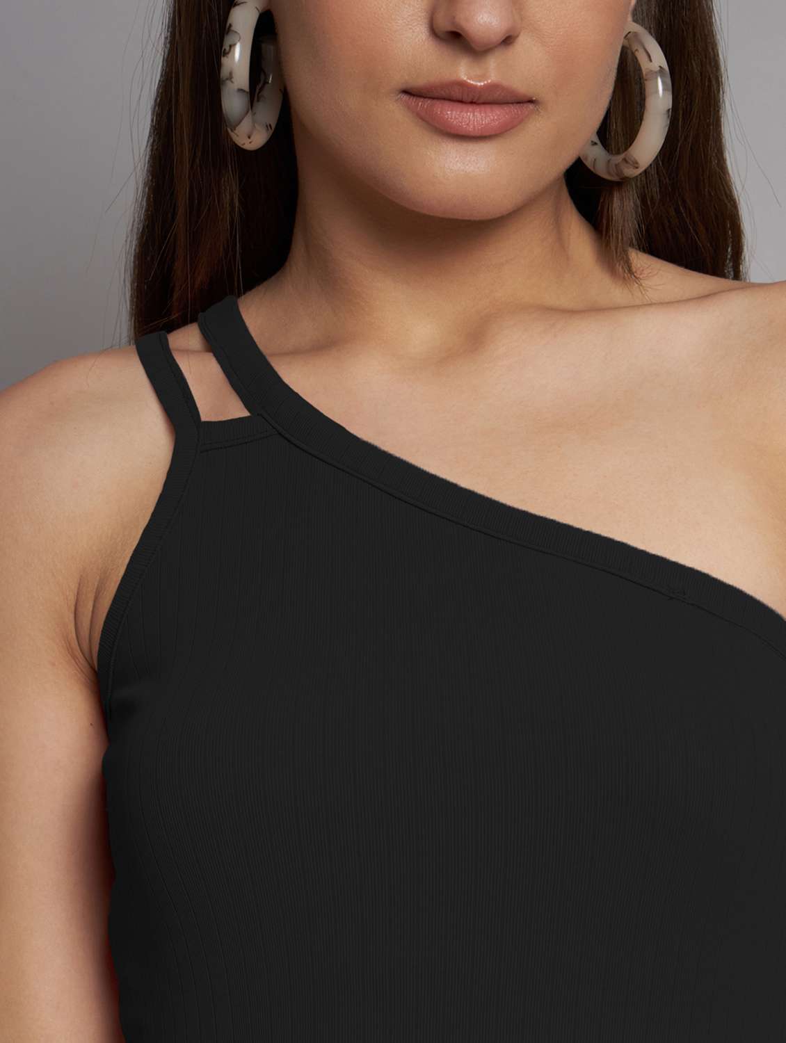 black solid regular top - 20355021 -  Standard Image - 4