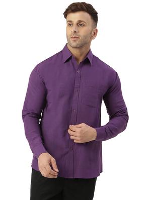 men pack of 2 solid and self designed cotton casual shirt - 20355566 - Standard Image - 5