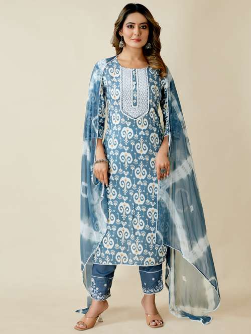 women ikat printed kurta pant set with dupatta - 20362206 - Standard Image - 0