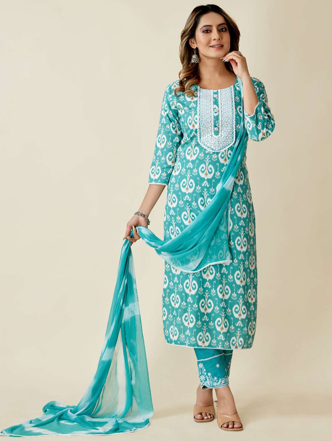 women turquoise kurta pant set with dupatta