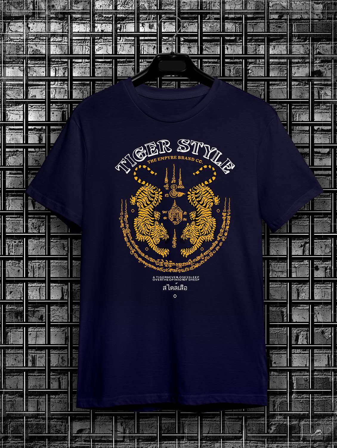 blue graphic print short sleeve t-shirt