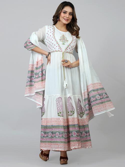 women three quarter sleeve kurta pant with dupatta set - 20369216 - Standard Image - 0