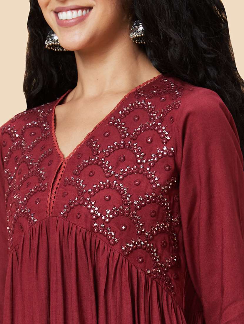 women maroon viscose a-line kurta - 20375074 -  Standard Image - 6