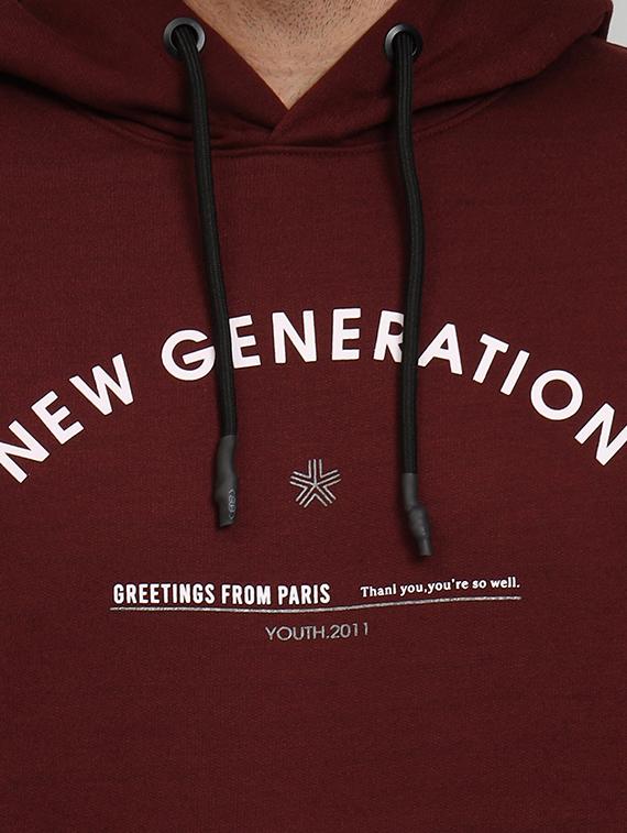 men typographic print maroon fleece hooded chest print sweatshirt - 20377774 - Standard Image - 4