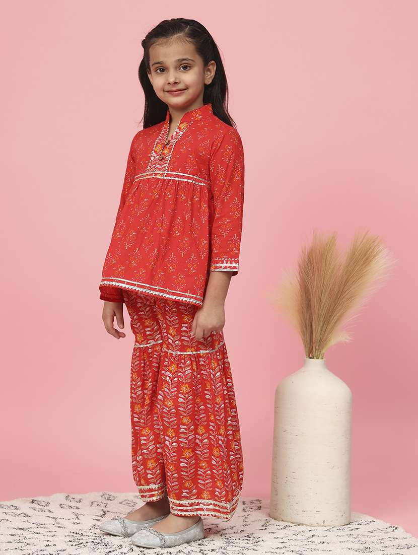 red floral print kurta sharara set - 20381540 -  Standard Image - 1
