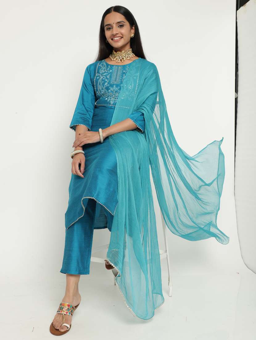 women three quarter sleeve kurta pant with dupatta set - 20381861 -  Standard Image - 4