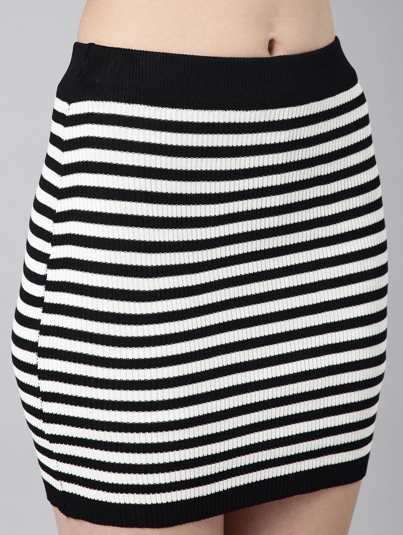 white stripes top and skirt co-ord set - 20382974 - Standard Image - 6