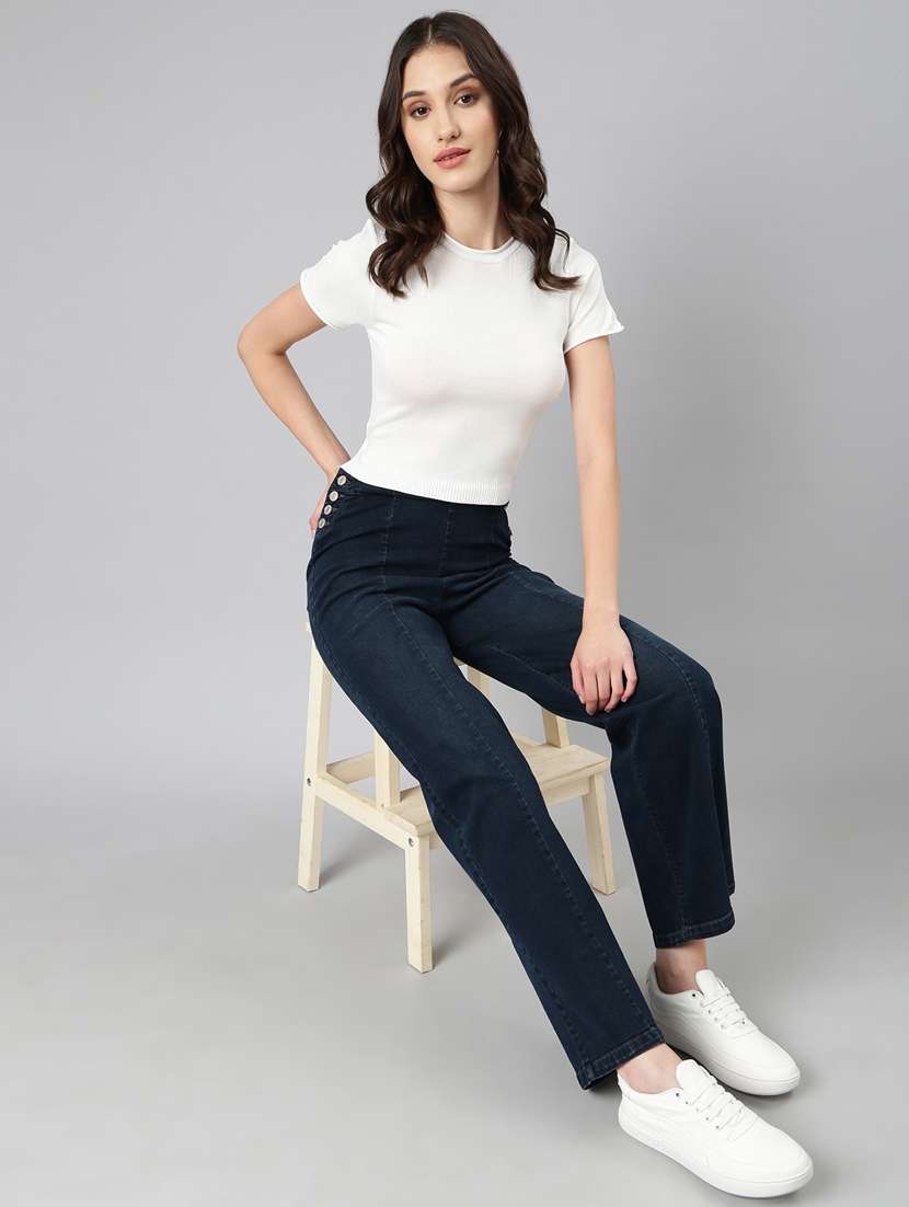 women round neck solid crop top - 20383109 -  Standard Image - 4