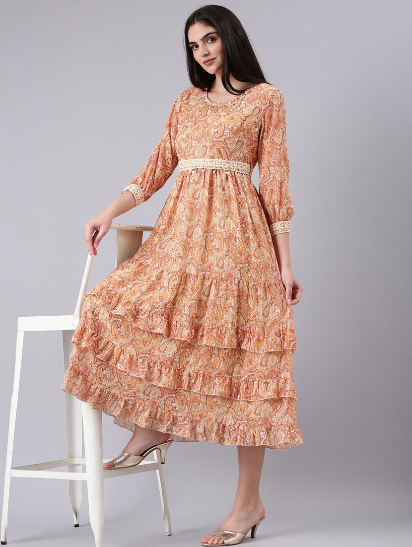 beige paisley print tiered dress - 20383367 - Standard Image - 4