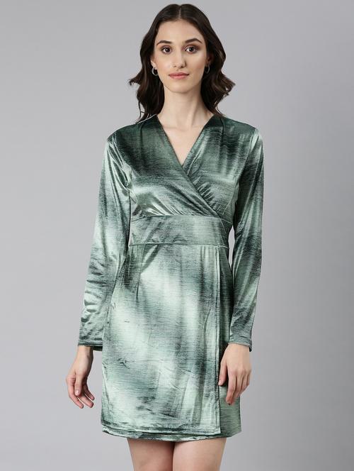 green solid long sleeves bodycon dress - 20383462 - Standard Image - 0