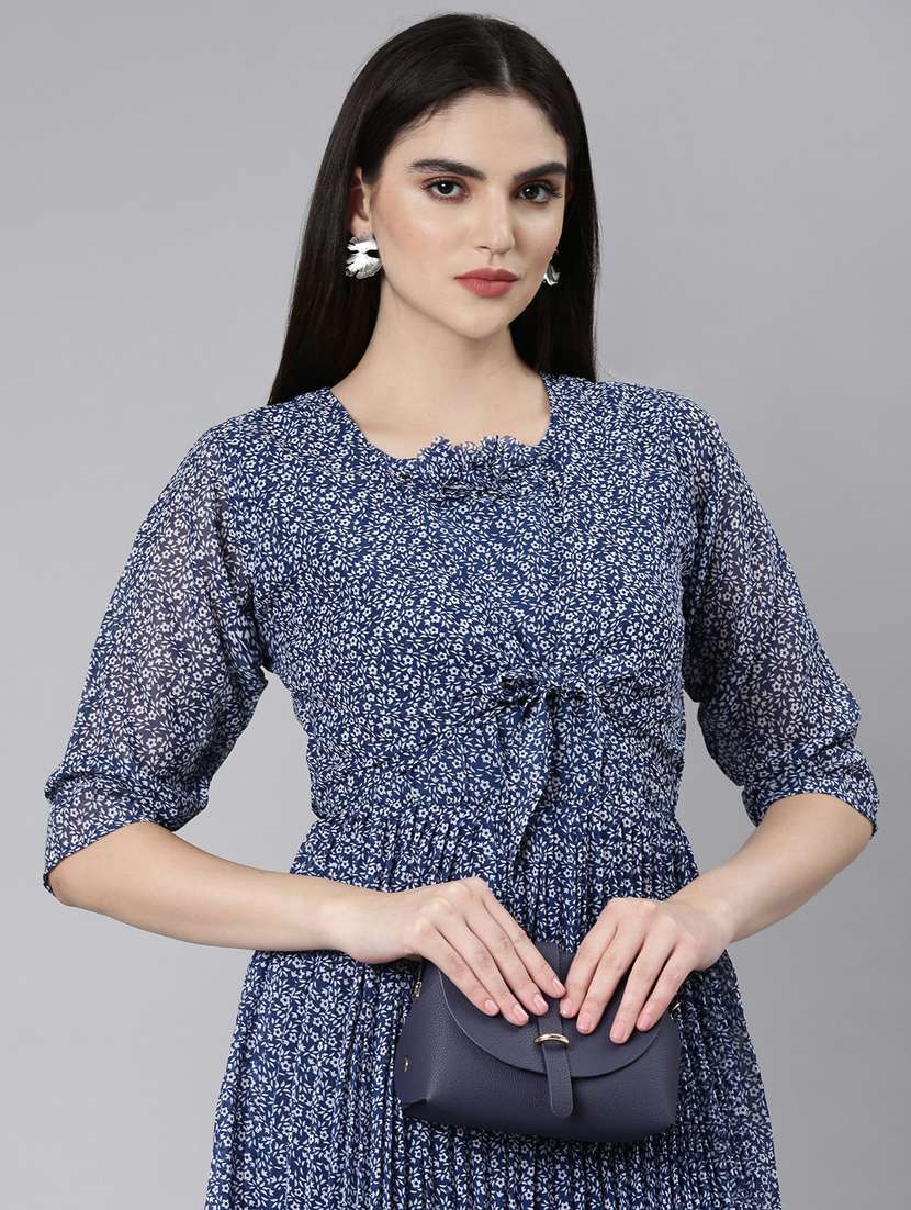 navy blue floral fit & flare dress - 20383473 -  Standard Image - 4