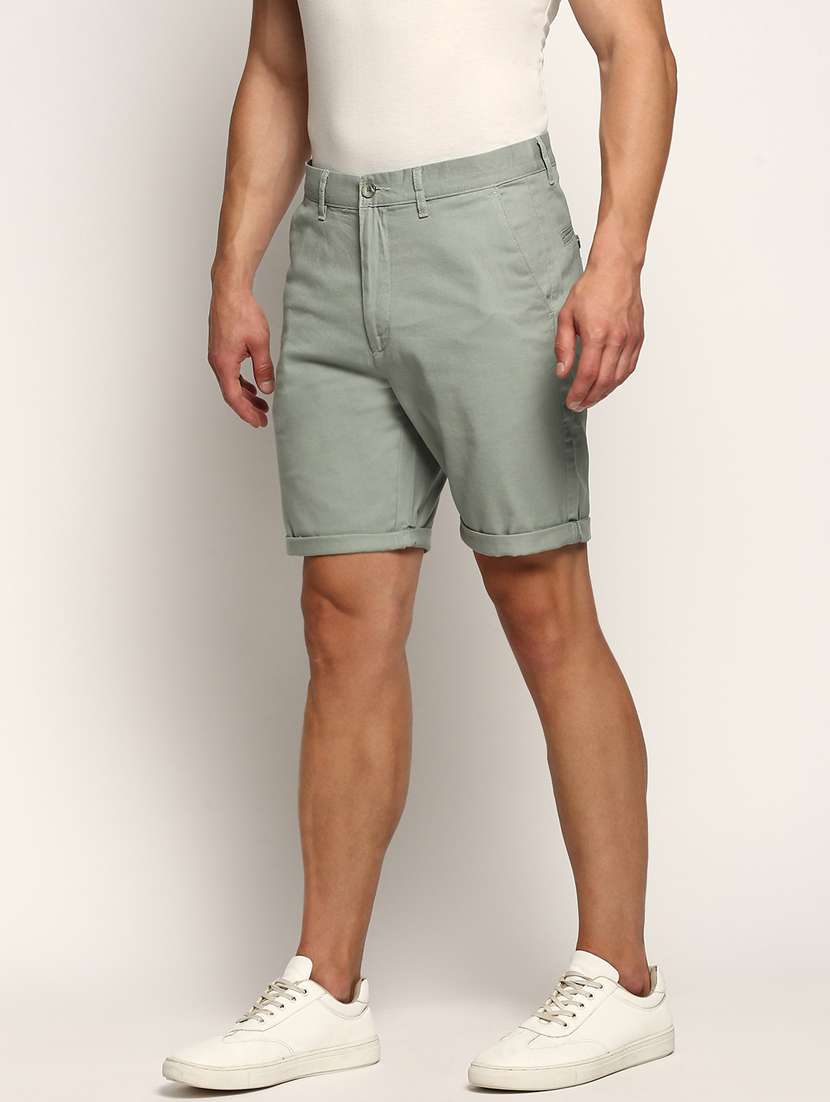 men solid sea green cotton blend shorts - 20383893 -  Standard Image - 1