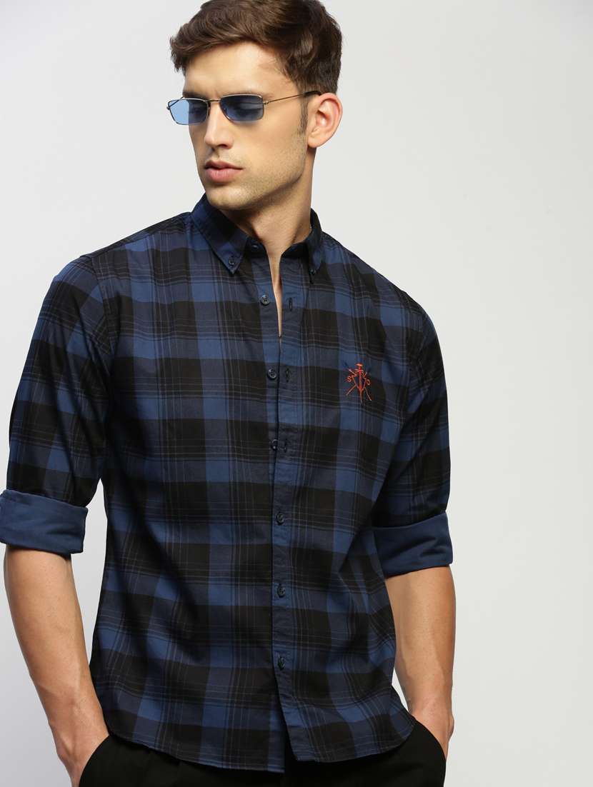 men navy blue checkered cotton blend casual shirt - 20383985 -  Standard Image - 4