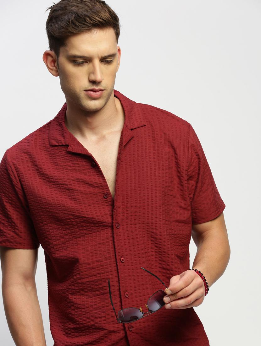 men maroon self design cotton blend casual shirt - 20384010 - Standard Image - 4