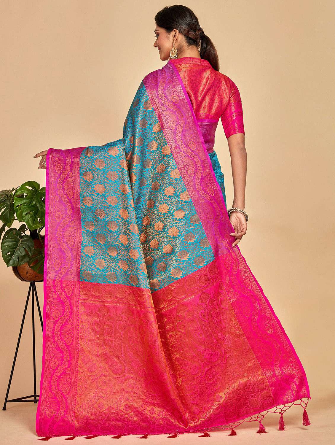 women's floral light blue colored saree with blouse - 20384124 -  Standard Image - 1
