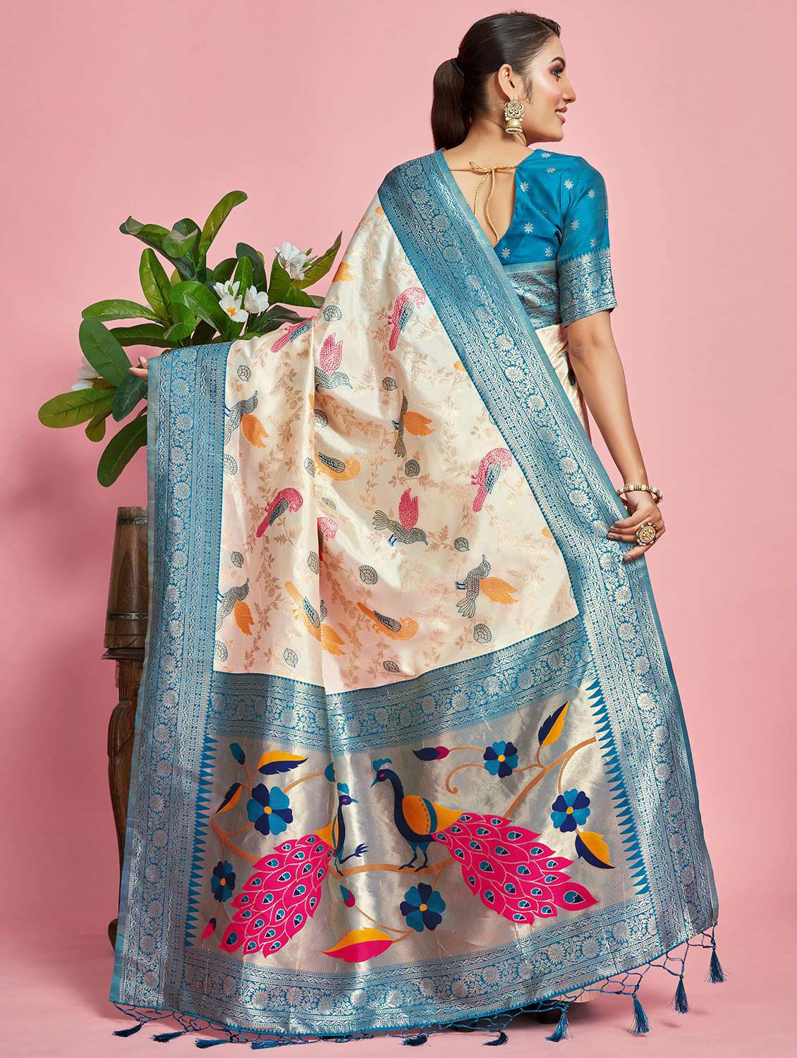 women's banarasi saree with blouse - 20384237 -  Standard Image - 1