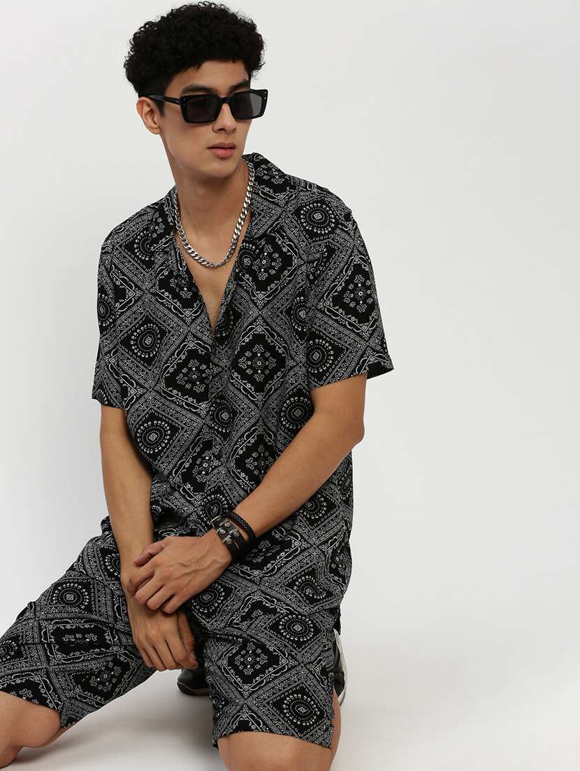 men black block print cotton blend co-ord set - 20384318 -  Standard Image - 4