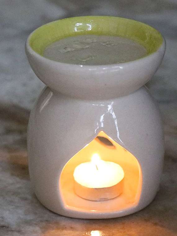 peepalcomm ceramic aroma diffuser with aroma oil & 2 t-light candles