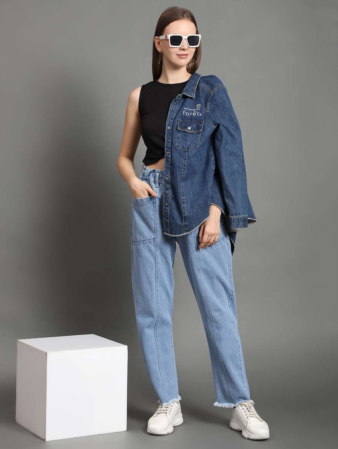 women's plain boyfriend fit jeans - 20386609 -  Standard Image - 4