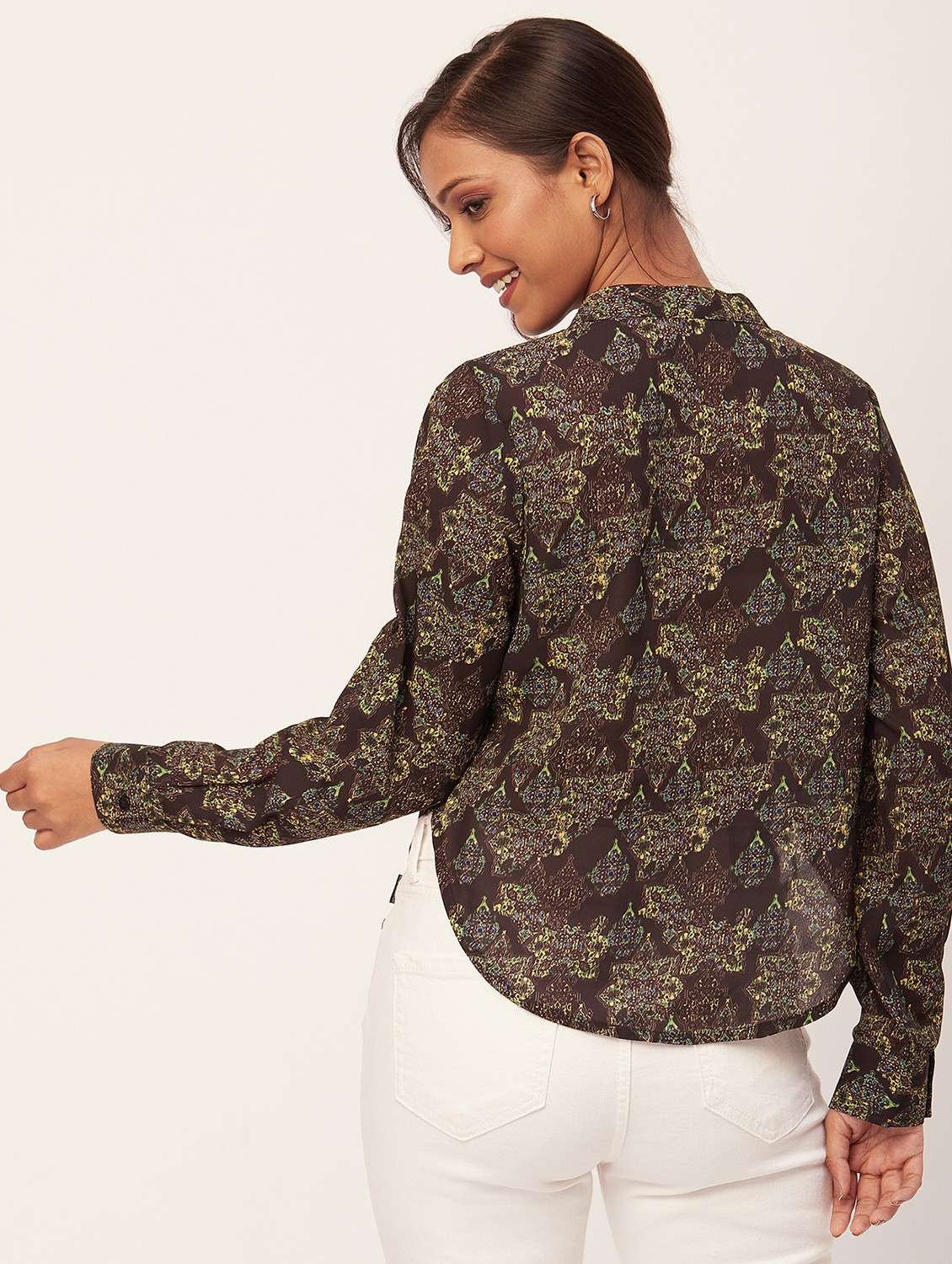 brown printed regular shirt - 20387202 - Standard Image - 4