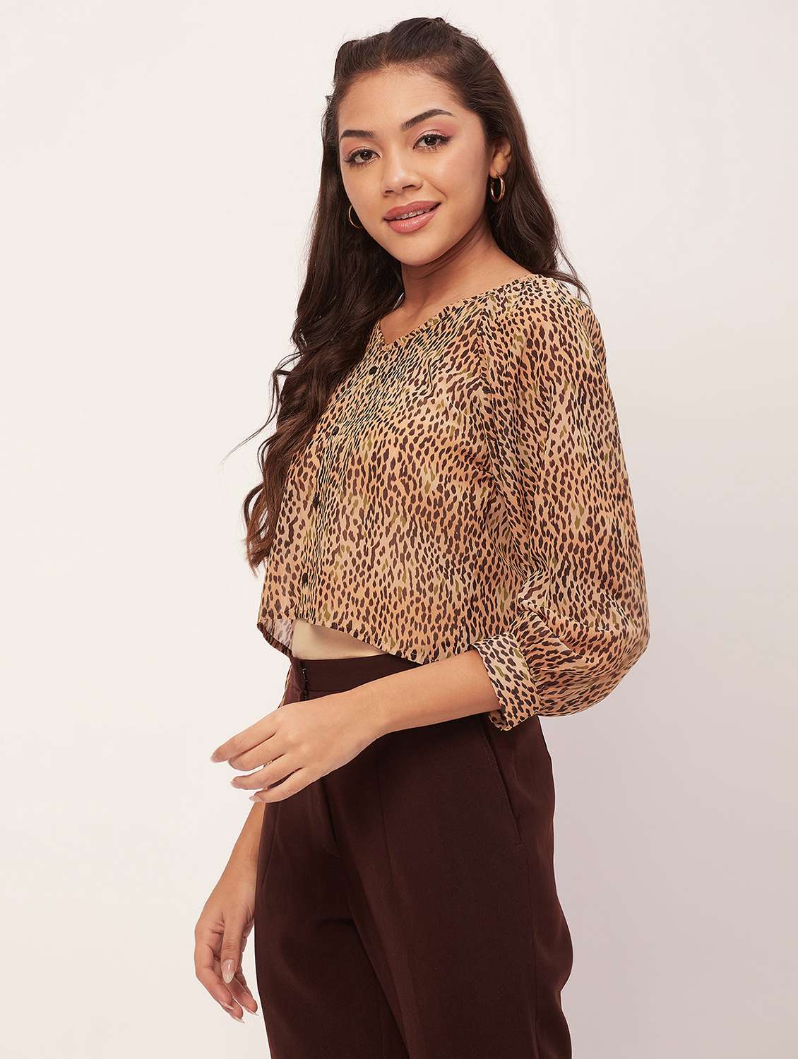 beige animal print crop top - 20387208 -  Standard Image - 1