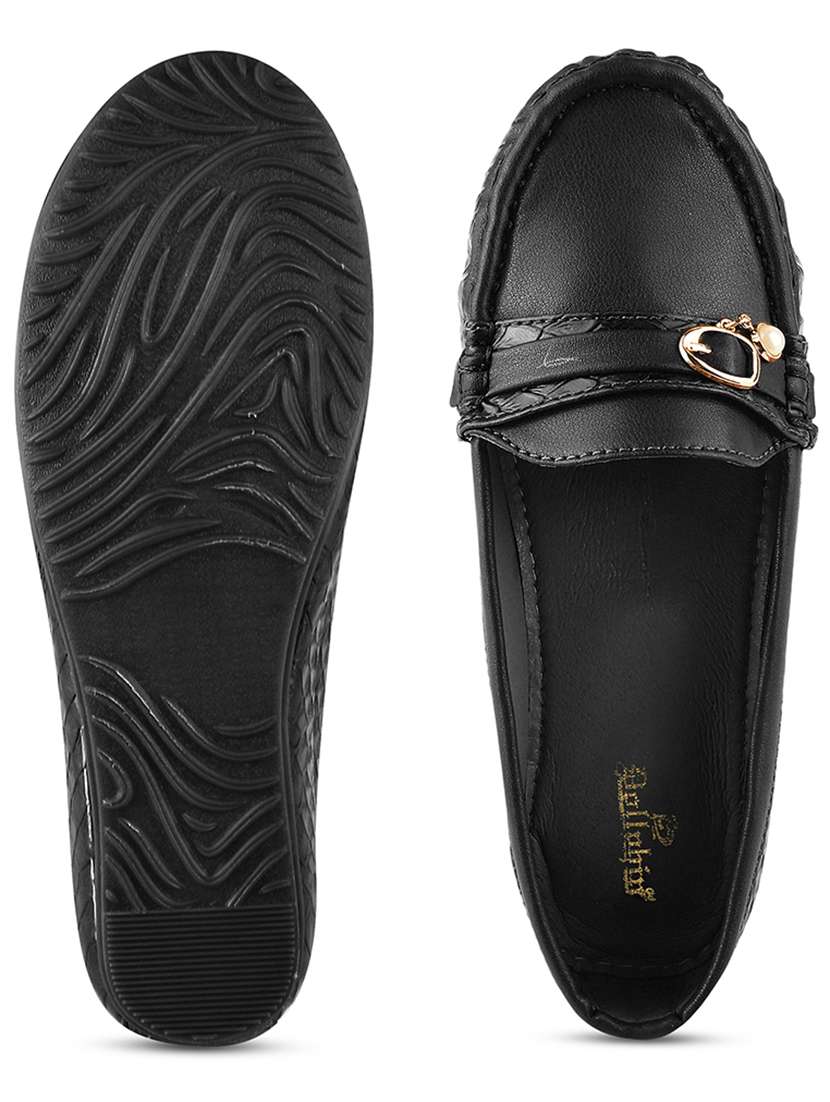 women slip on loafer - 20387251 -  Standard Image - 4