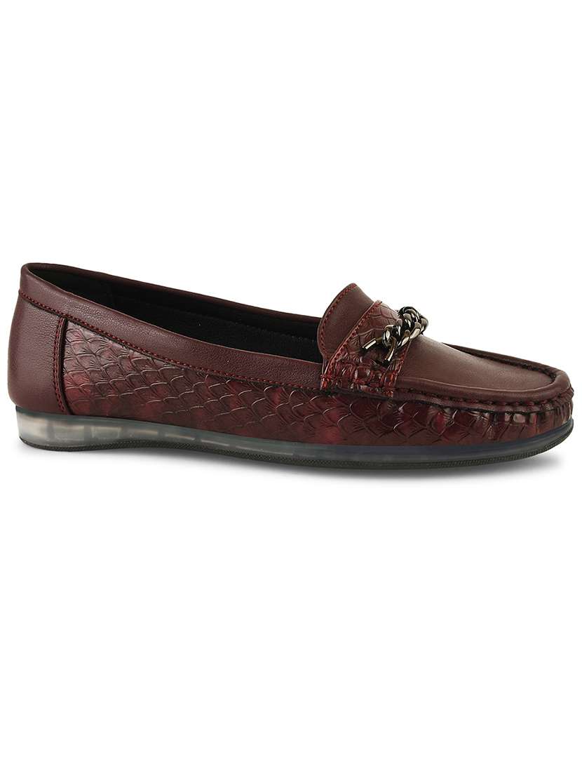 women slip on loafer - 20387258 -  Standard Image - 1