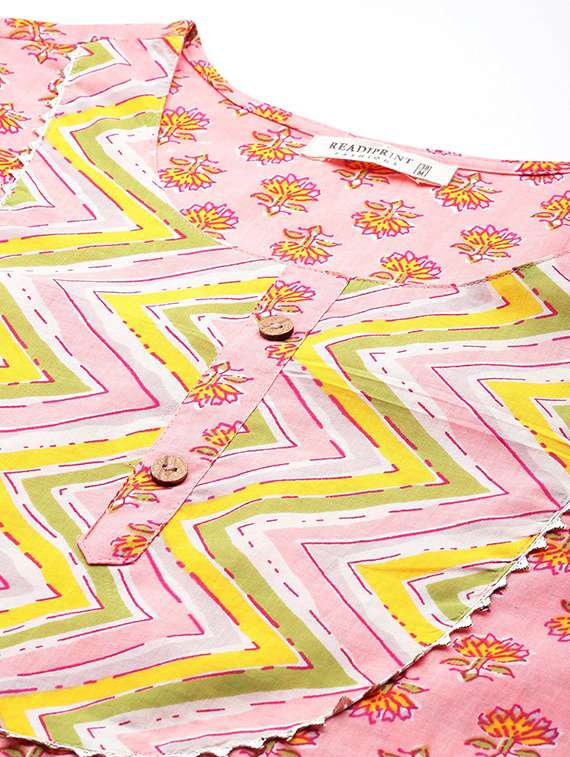 women peach floral printed kurta pant set - 20389817 - Standard Image - 4