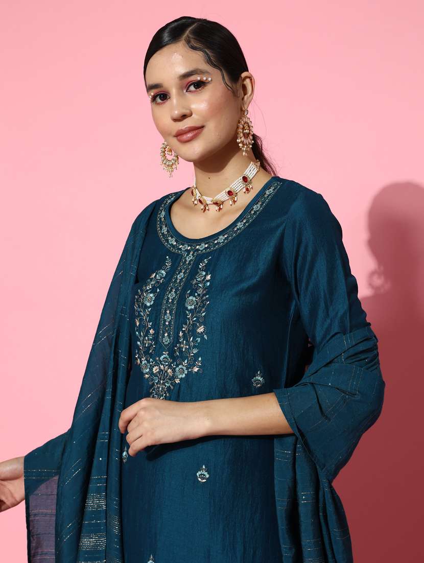 women blue kurta palazzo set with dupatta - 20390169 - Standard Image - 4