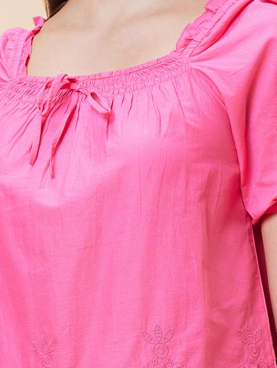 pink solid square neck regular top - 20394975 -  Standard Image - 4