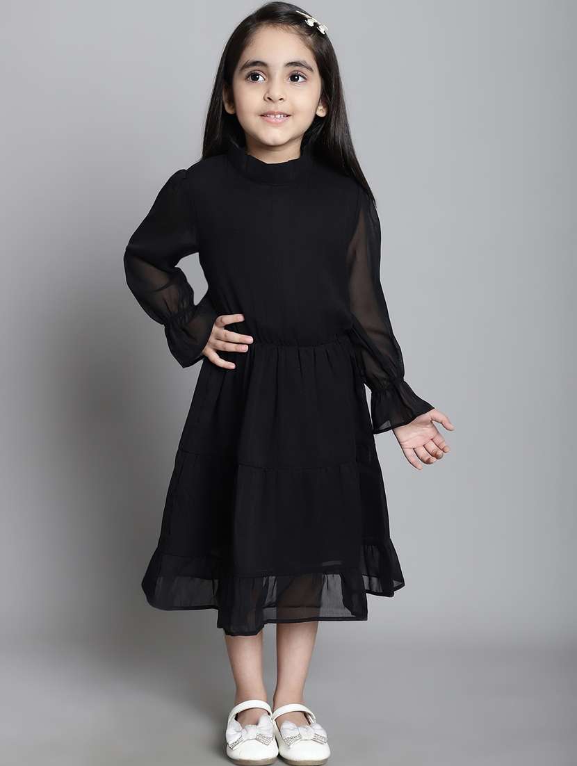 girls round neck long sleeves frock