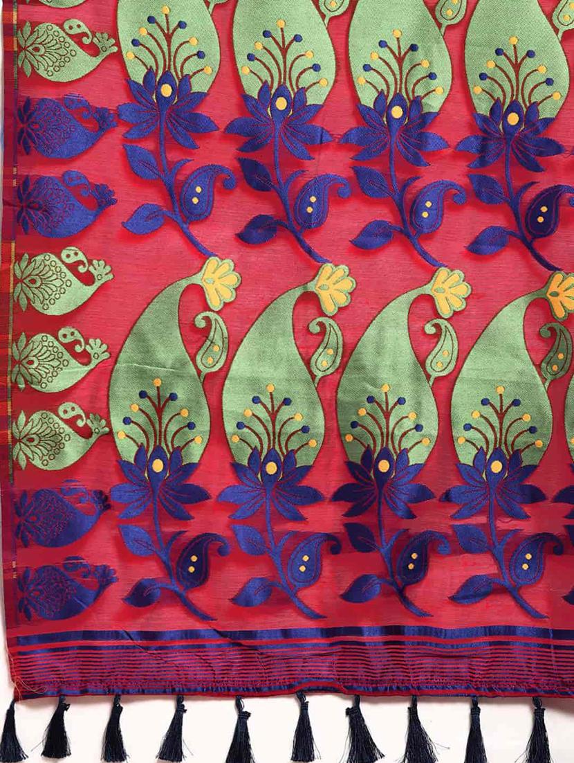 red cotton jamdani saree with blouse - 20396602 - Standard Image - 4