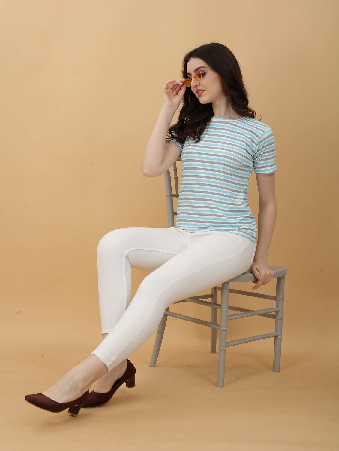round neck striped t-shirt - 20396681 -  Standard Image - 4