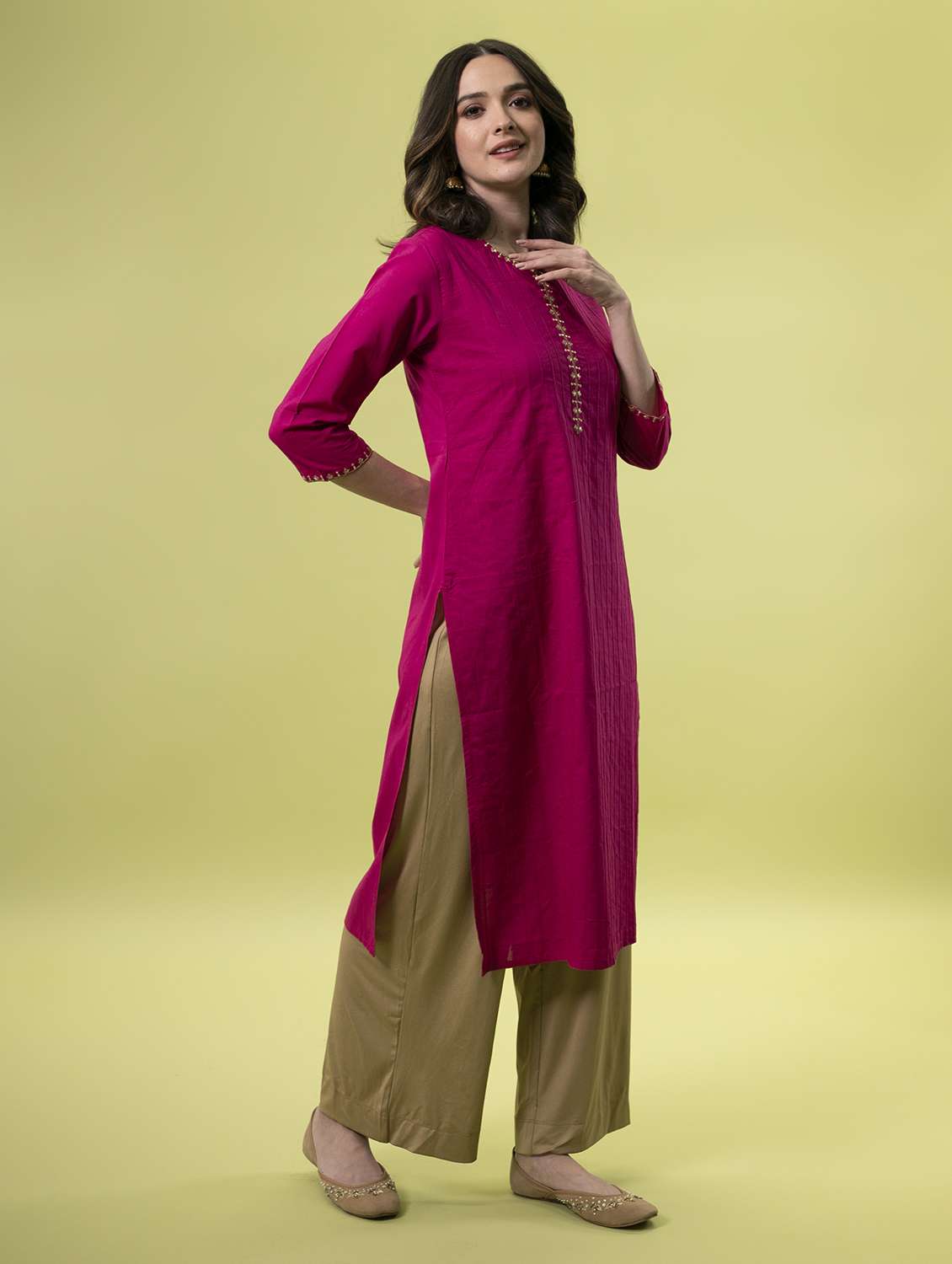 women pink notch neck straight kurta - 20404831 -  Standard Image - 1