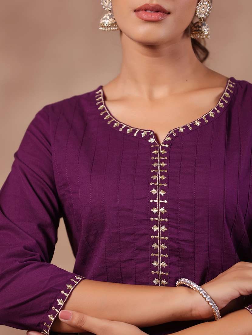women purple notch neck straight kurta - 20404832 -  Standard Image - 4