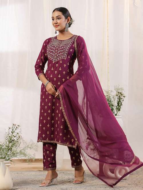 women three quarter sleeve kurta pant with dupatta set