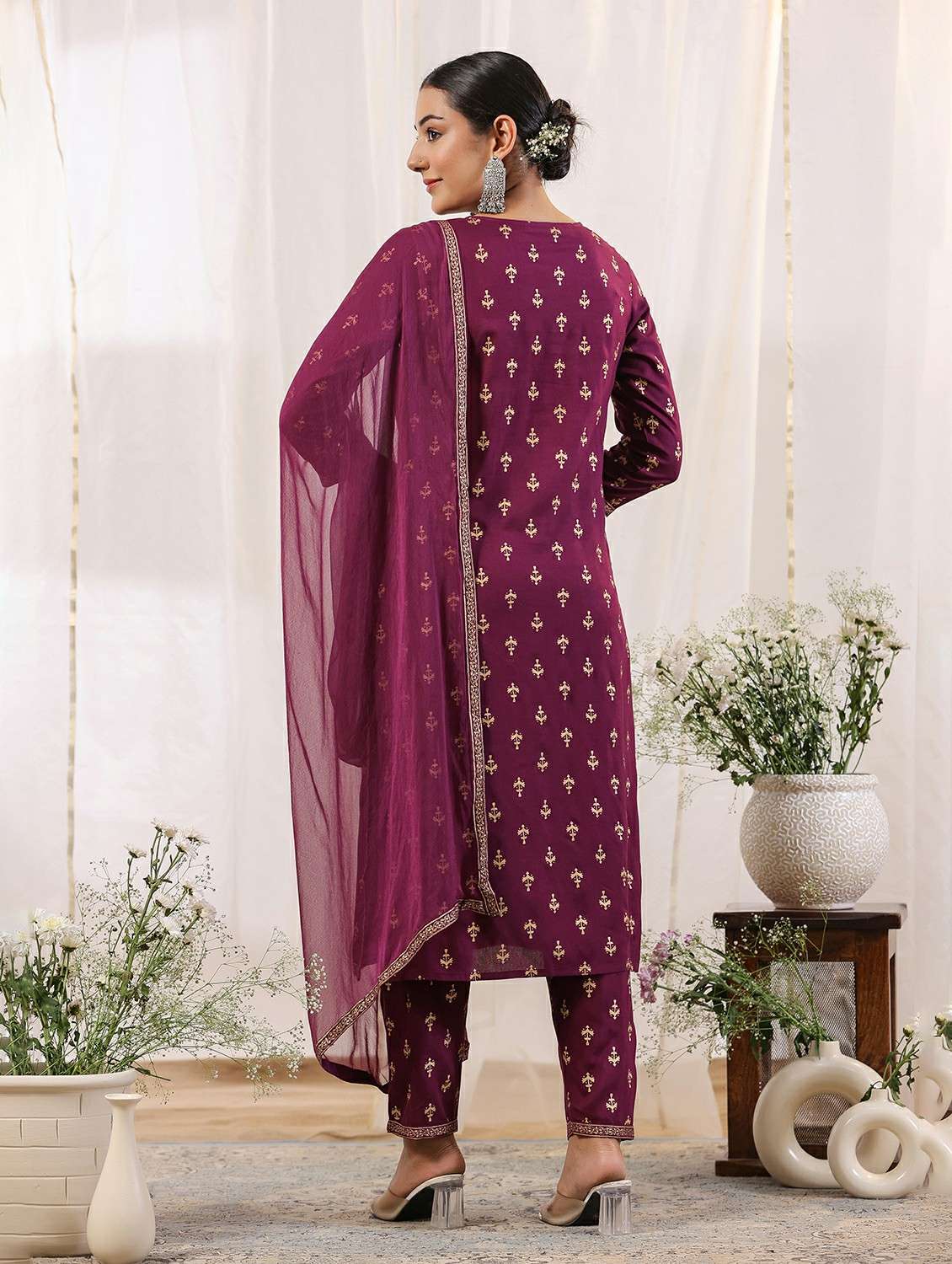 Women Three Quarter Sleeve Kurta Pant With Dupatta Set