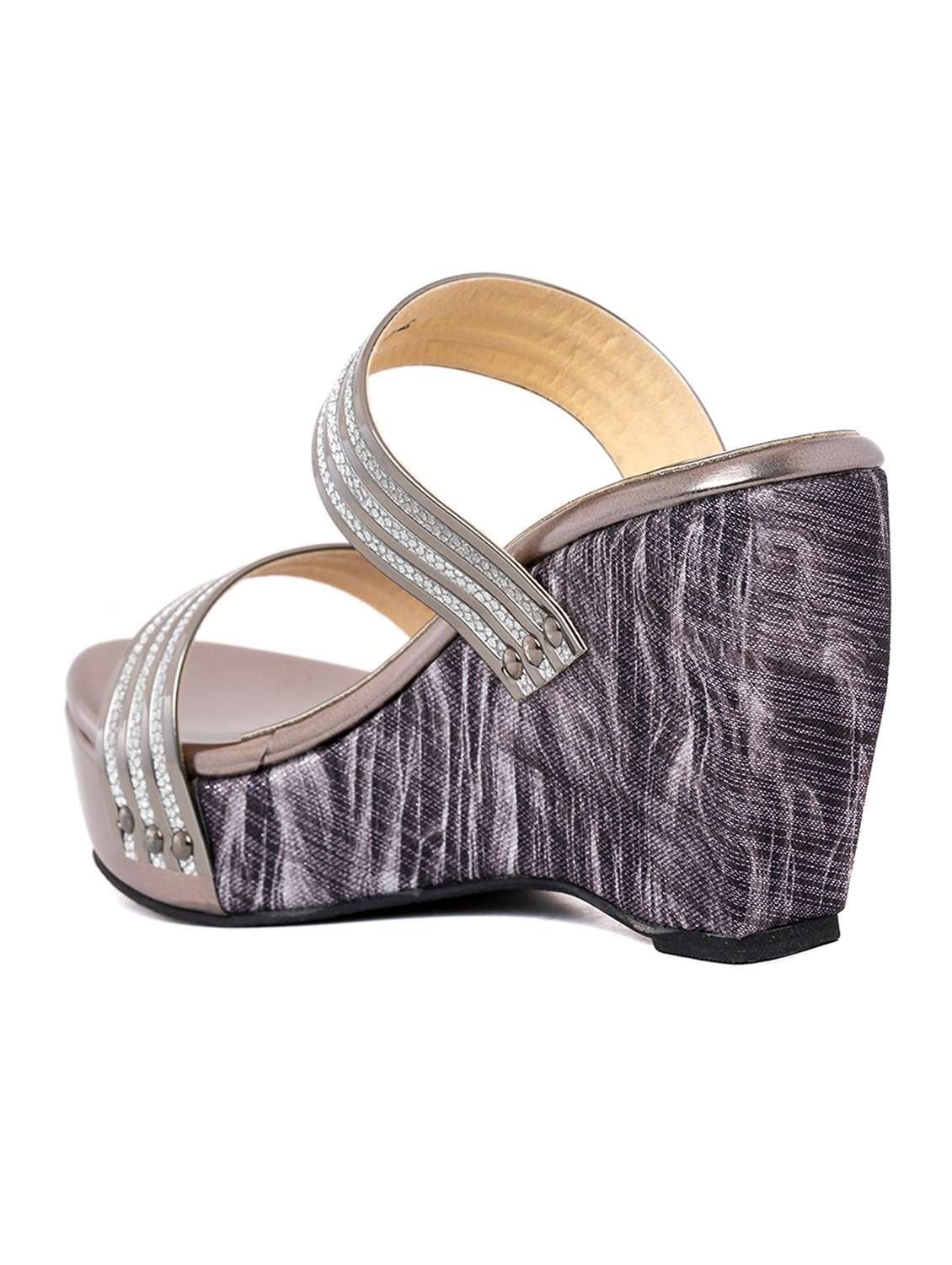 women slip on sandal - 20405209 -  Standard Image - 4