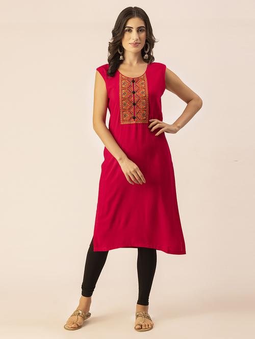 women red round neck straight kurta - 20405674 - Standard Image - 0