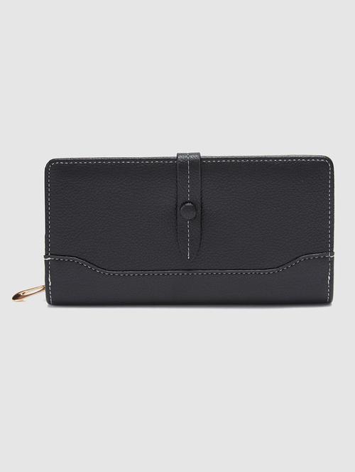 black leather wallet - 20405756 - Standard Image - 0