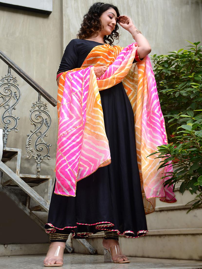 women black anarkali kurta pant set - 20406775 -  Standard Image - 1