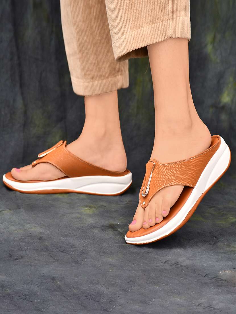 women's bronze toe separator sandal - 20406849 -  Standard Image - 1