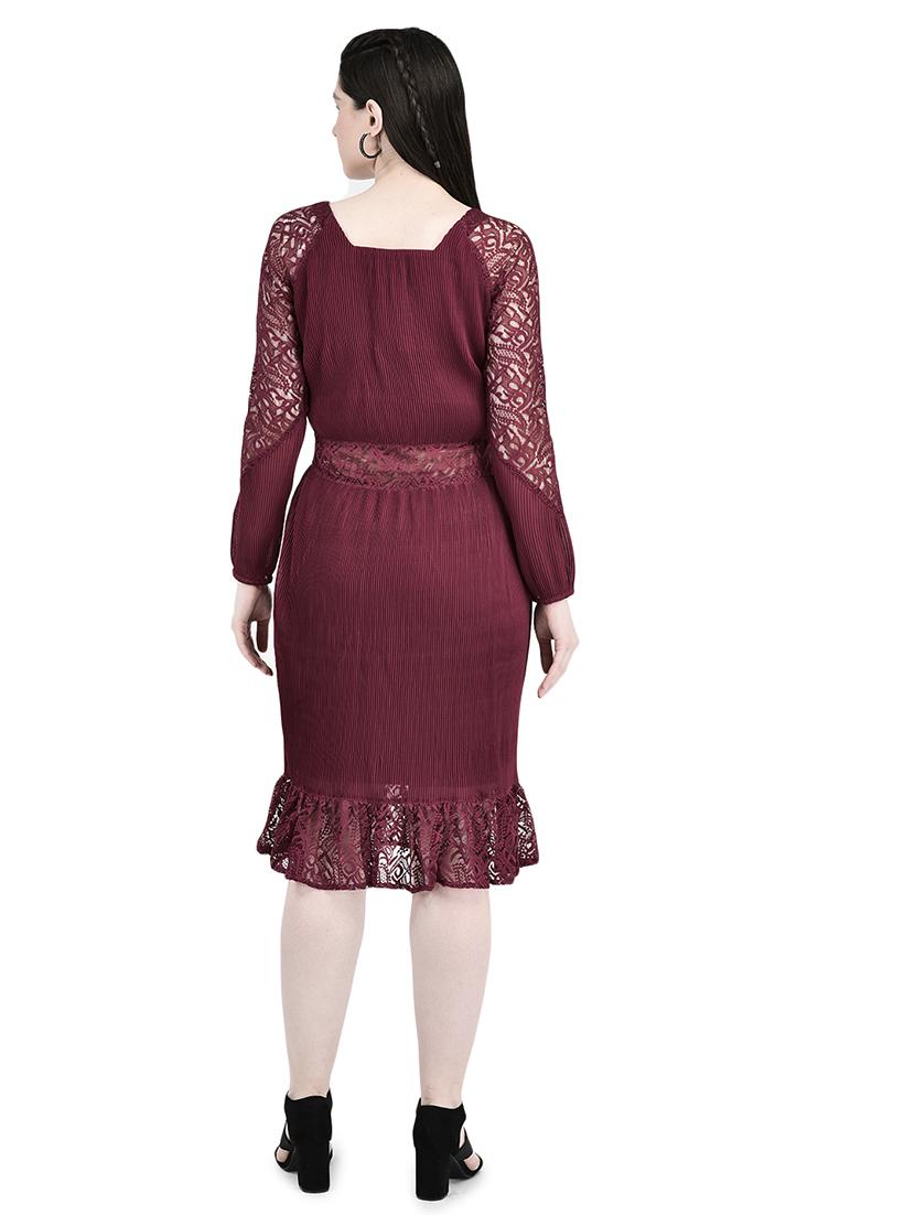 maroon self design sheath dress - 20406872 - Standard Image - 4