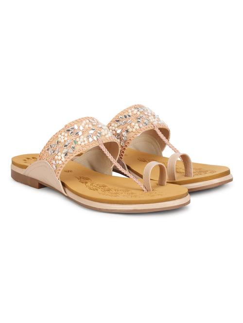 women one toe sandal - 20407063 -  Standard Image - 0