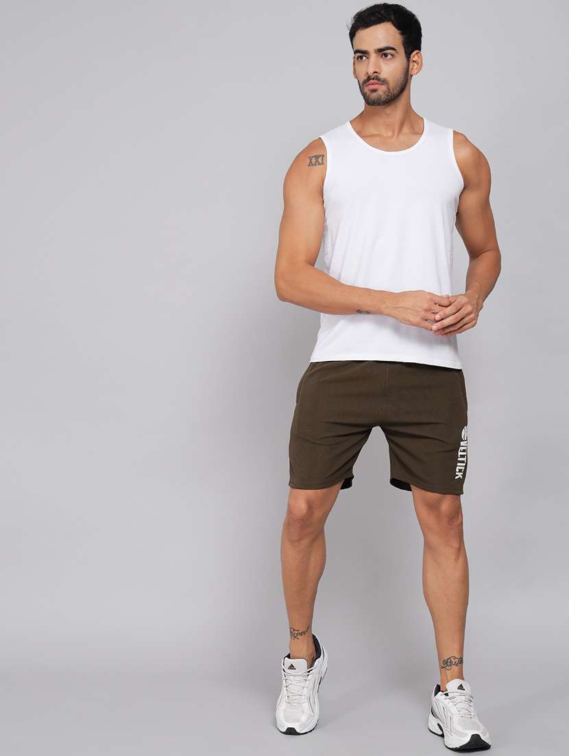 men mid rise typographic printed shorts - 20409235 -  Standard Image - 4