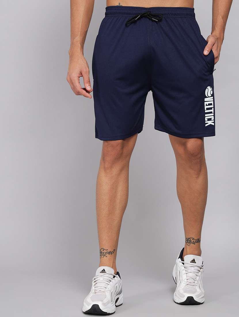 men mid rise typographic printed shorts