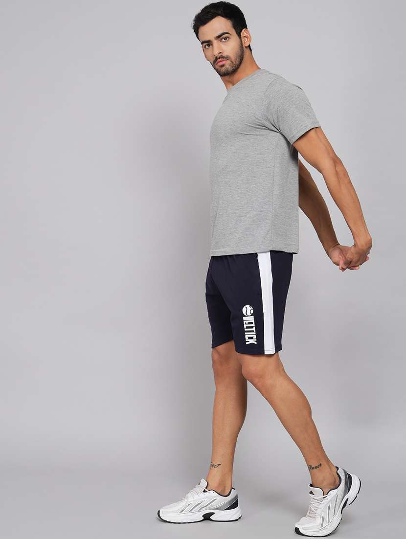 men mid rise typographic printed shorts - 20409242 - Standard Image - 4
