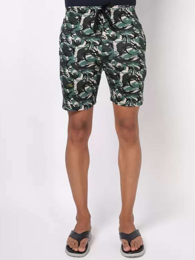men abstract printed shorts