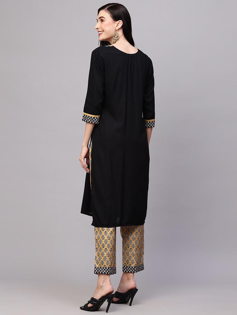 women black boat neck kurta pant set - 20410970 - Standard Image - 4